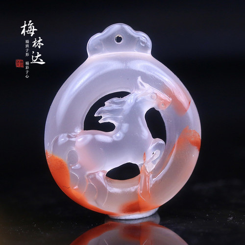 梅林达旗舰店天然南红玛瑙吊坠