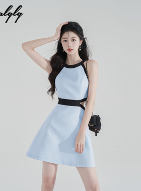蝴蝶结蓝色挂脖连衣裙女夏季2025新款高级感露腰甜美气质显瘦短裙