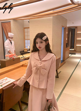 粉色毛呢外套吊带连衣裙两件套女