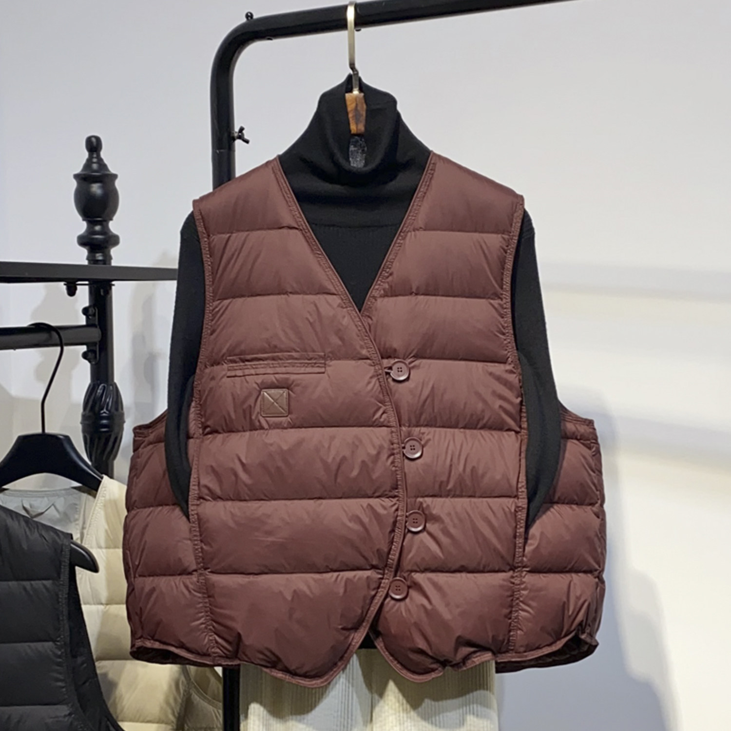 2025新款韩版轻薄宽松休闲百搭V领短款羽绒棉马甲女坎肩背心外套,女装/女士精品,马夹,淘宝优惠券,粉丝福利购,淘宝优惠卷