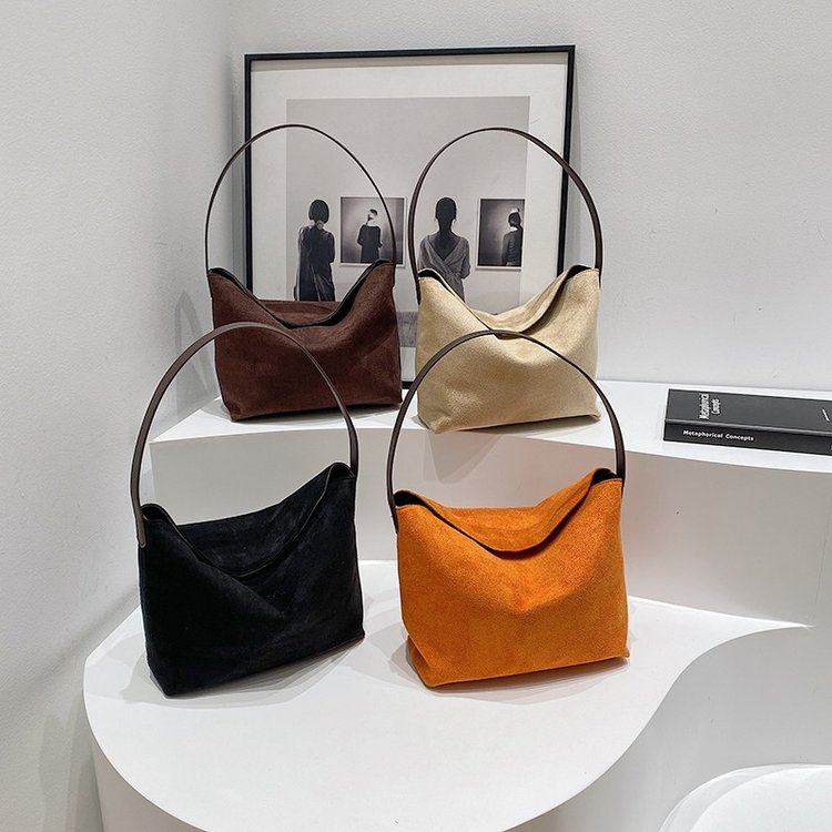 秋冬韩版复古简约腋下饺子包简约通勤单肩手提包