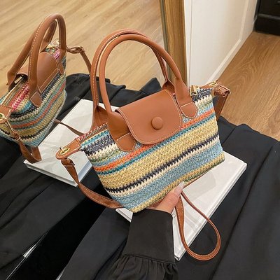 高级感撞色条纹饺子包女2025新款海边度假包小众手提编织斜挎小包