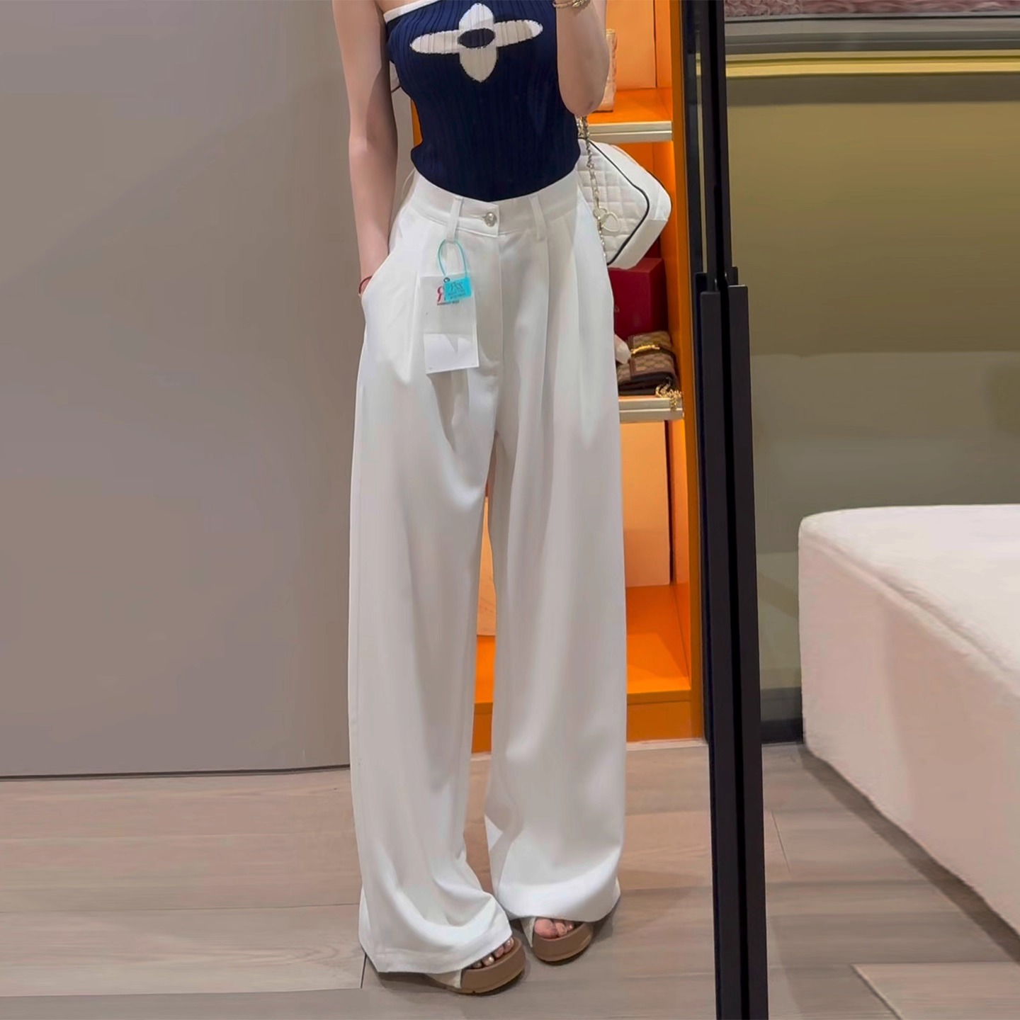 白色高腰褶皱阔腿牛仔裤女夏薄款2025新款宽松显瘦垂感直筒拖地裤
