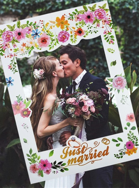婚礼派对户外装饰JUST MARRIED手持相框新郎新娘合影结婚拍照道具