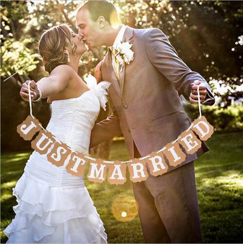爆款热卖justmarried拍摄彩旗