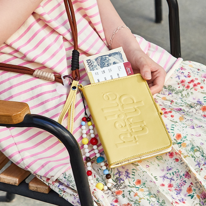 高颜值旅行护照包，美观实用