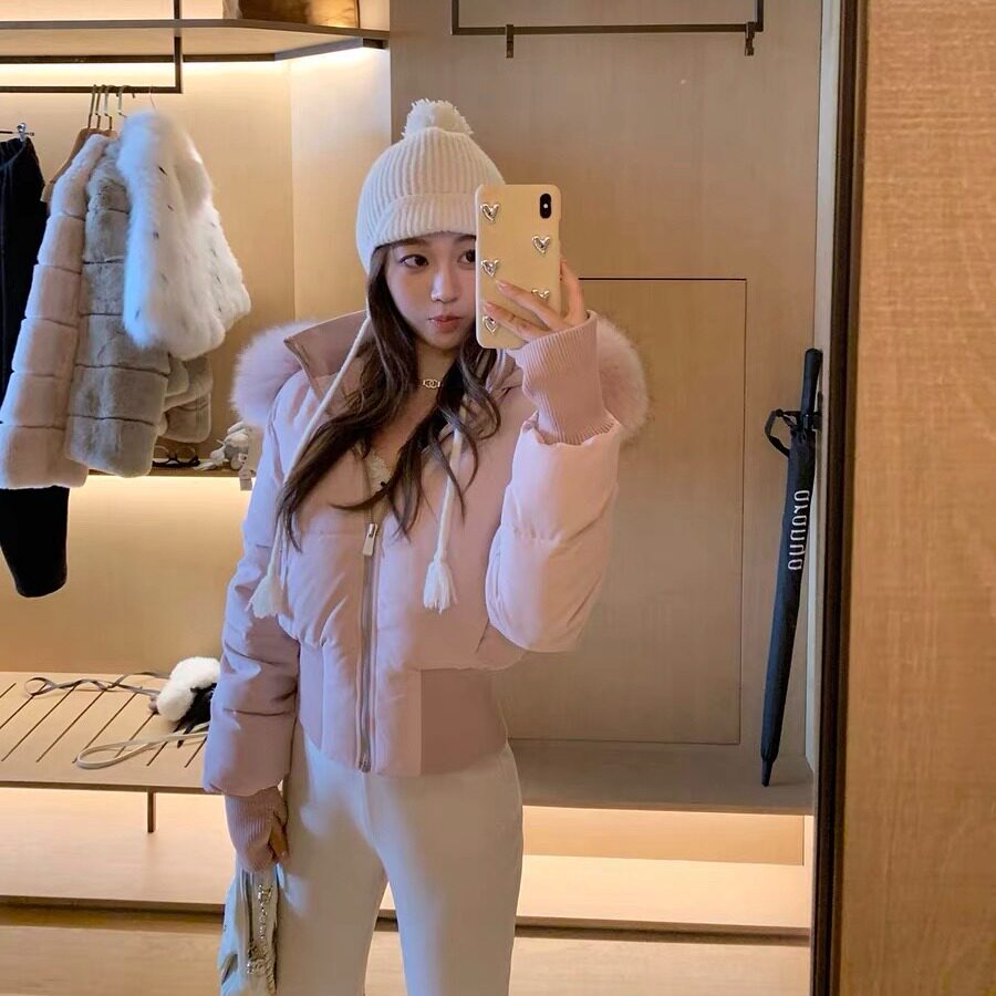 女士高级感冬装外套时尚纯色毛领连帽加绒女甜美韩版收腰短款棉服