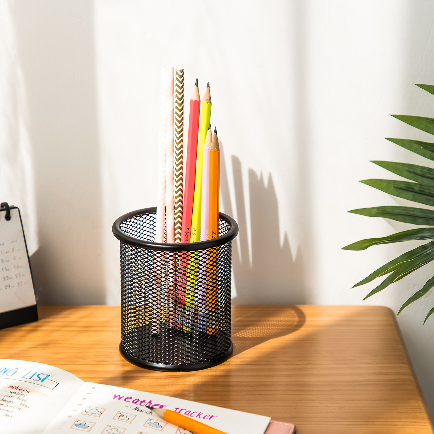 得力金属笔筒桌面办公室文具学生化妆刷收纳桶简约大容量铁收纳盒,文具电教/文化用品/商务用品,笔筒,淘宝优惠券,粉丝福利购,淘宝优惠卷