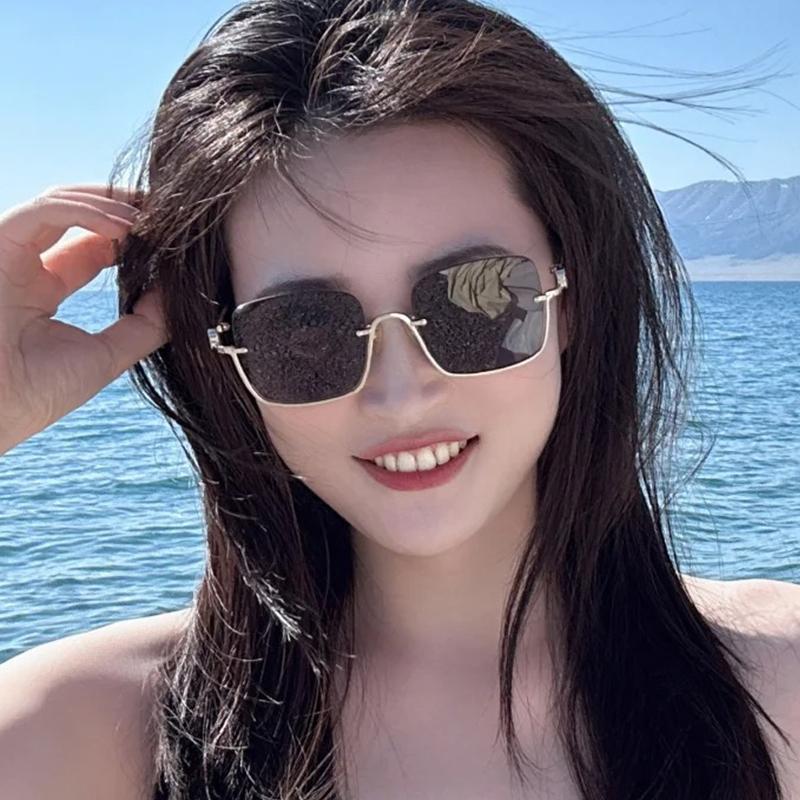 下半框墨镜女款2025新款金属大方框圆脸出游海边防紫外线太阳眼镜