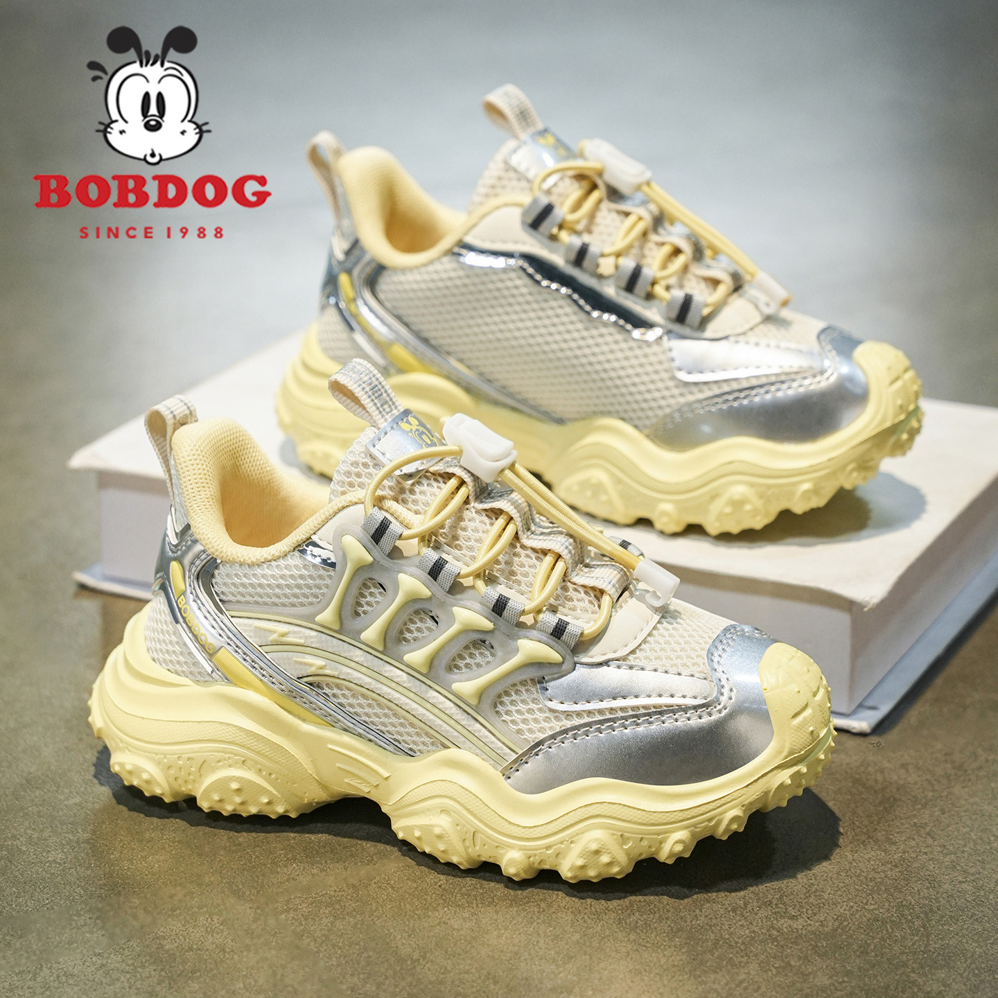 巴布豆女童运动鞋2026新款春秋季男童网面透气防臭儿童老爹鞋潮