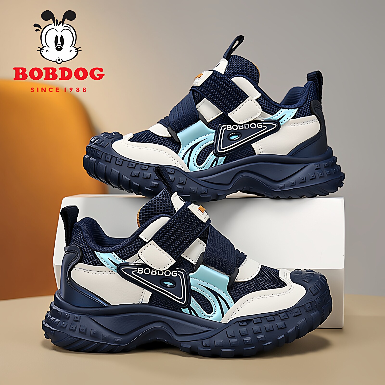 巴布豆男童运动鞋春秋季2026新款网面透气防臭防踢儿童轻便跑步鞋