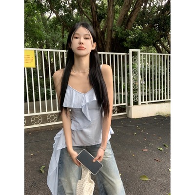 蓝色不规则荷叶边吊带连衣裙