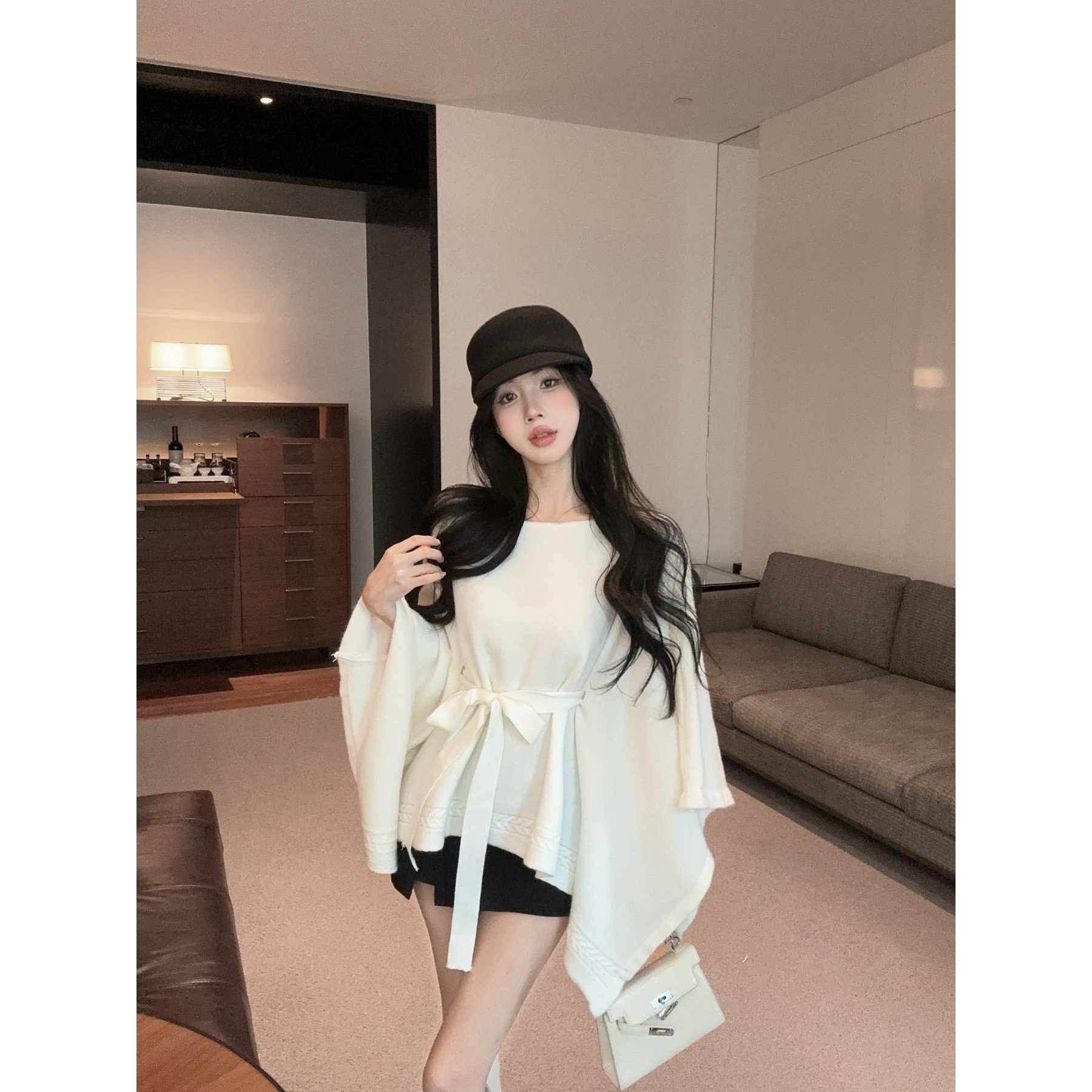 轻奢半露肩绑带收腰披肩上衣女