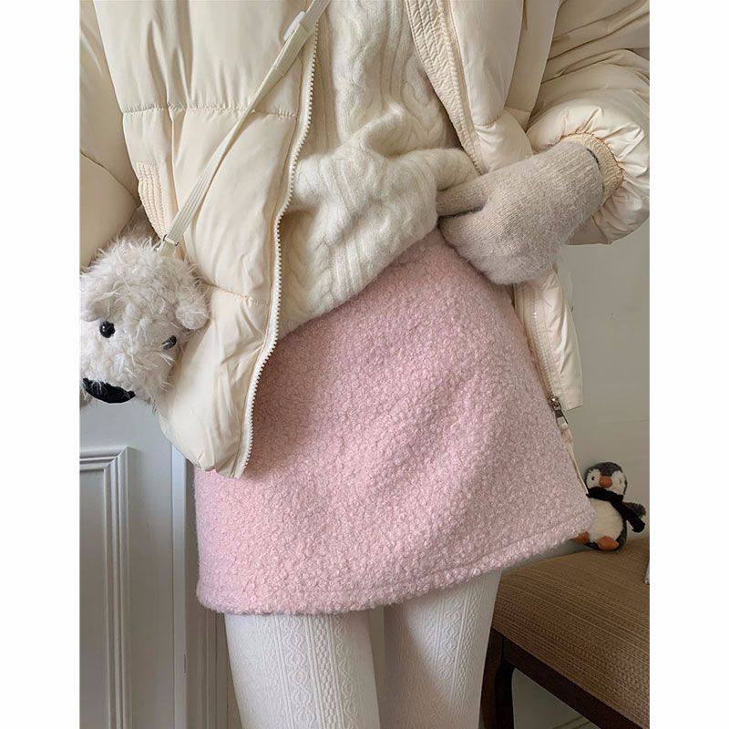 白色羊羔毛A字短裙冬季新款百搭高腰半身短裙韩系休闲加厚半身裙