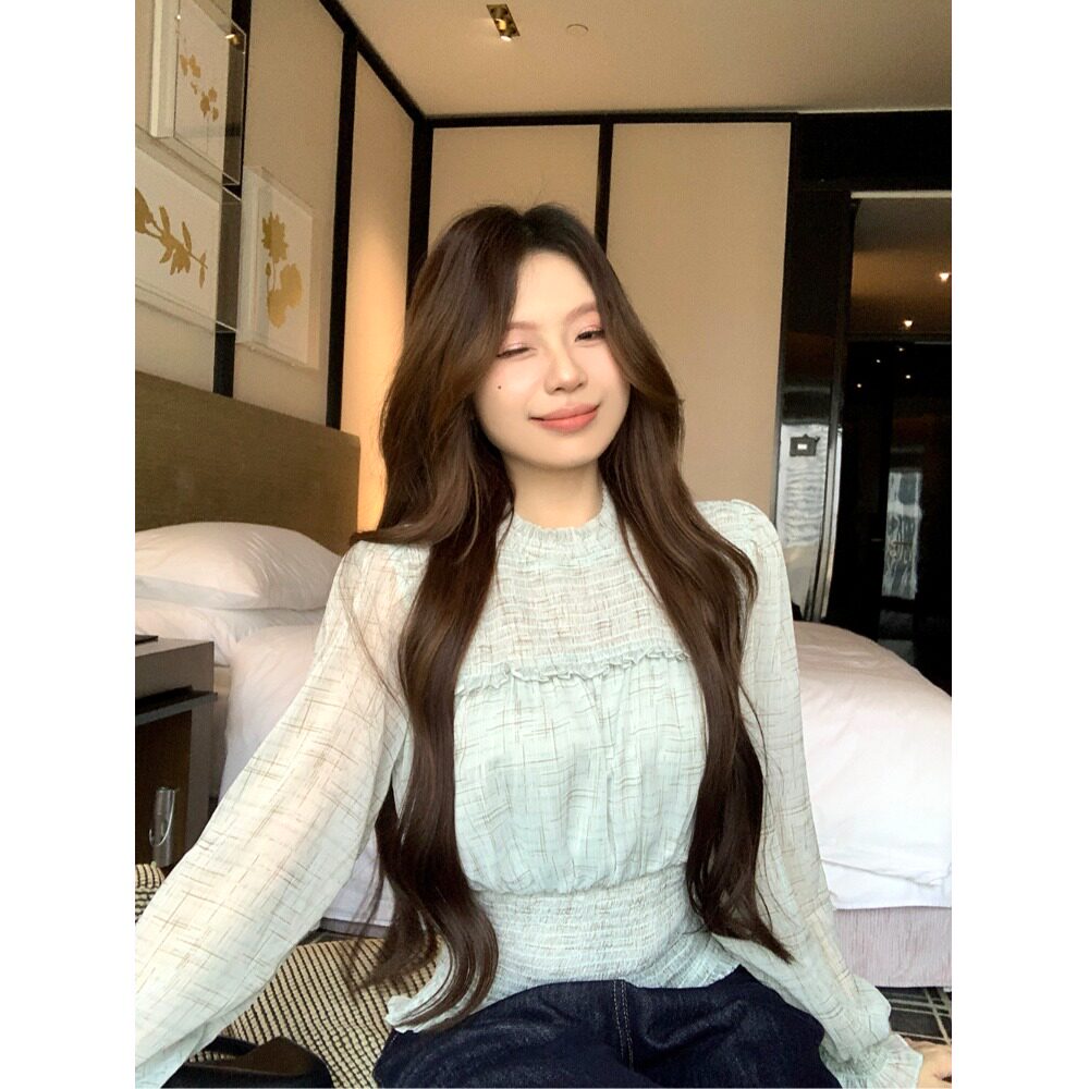浅绿甜美收腰立领长袖T恤