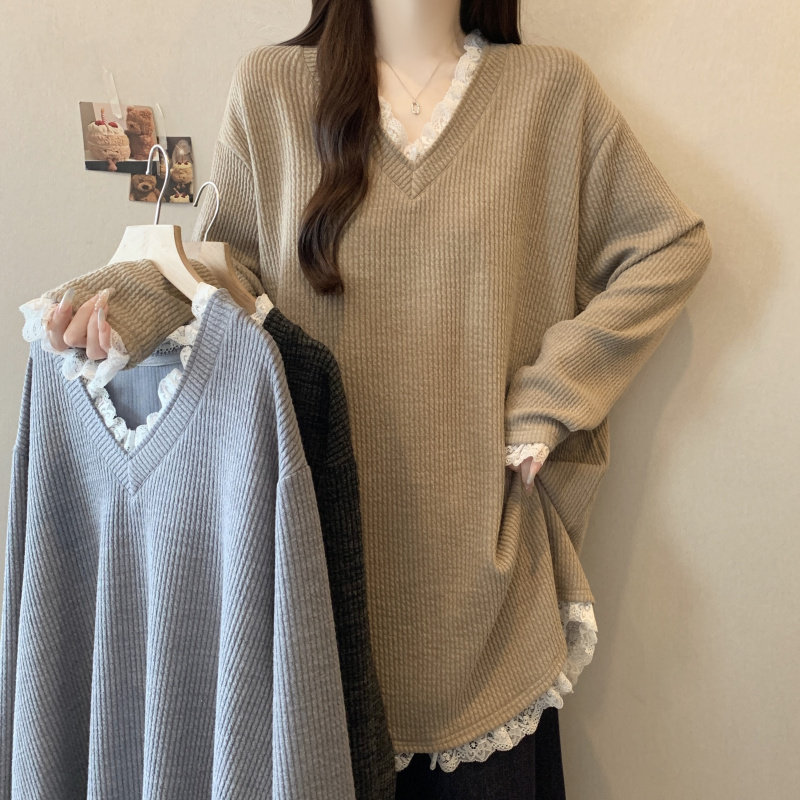 大码慵懒风拼接花边V领长袖T恤女秋冬季新款胖mm宽松显瘦遮肉上衣