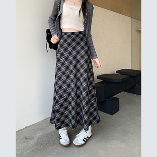 时尚复古格子格纹中长款半身裙秋冬高腰新款显瘦拉德设计百搭裙子