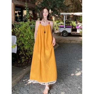 慵懒松弛感黄色流苏吊带显白连衣裙海边度假气质长裙绝美沙滩裙夏