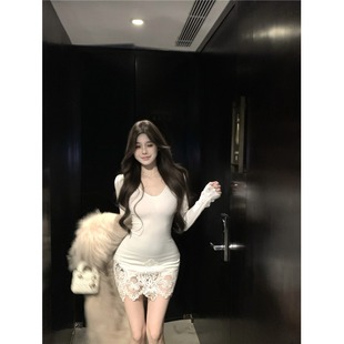 白色蕾丝连衣裙女秋冬内搭纯欲风法式气质修身显瘦打底包臀短裙子