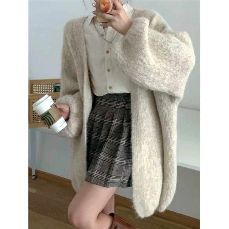 外穿高级感毛衣外套女简约百搭慵懒风宽松温柔秋冬灯笼袖针织开衫