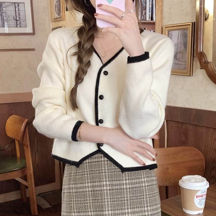 小香风撞色毛衣外套女设计感小众洋气v领短款不规则高级感针织衫