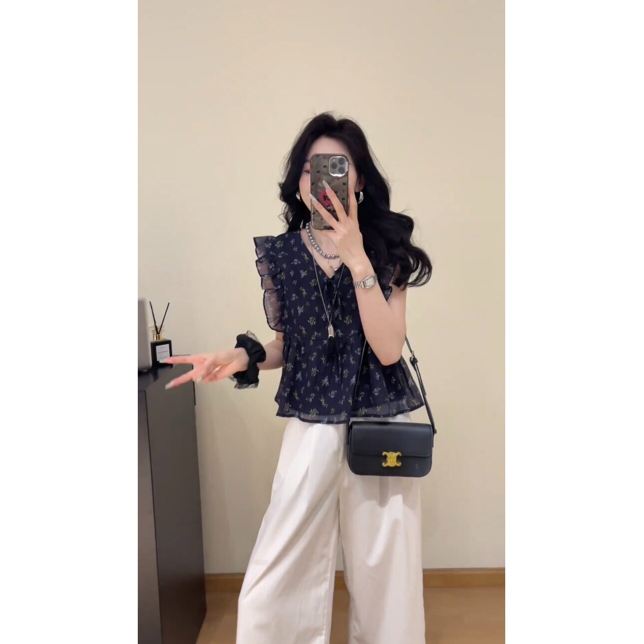 法式小飞袖雪纺衫夏季碎花宽松上衣肚子娃娃荷叶无袖小衫