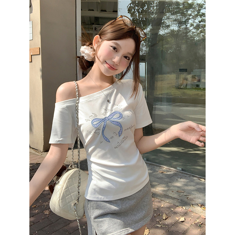 多巴胺露肩刺绣显瘦短袖T恤女