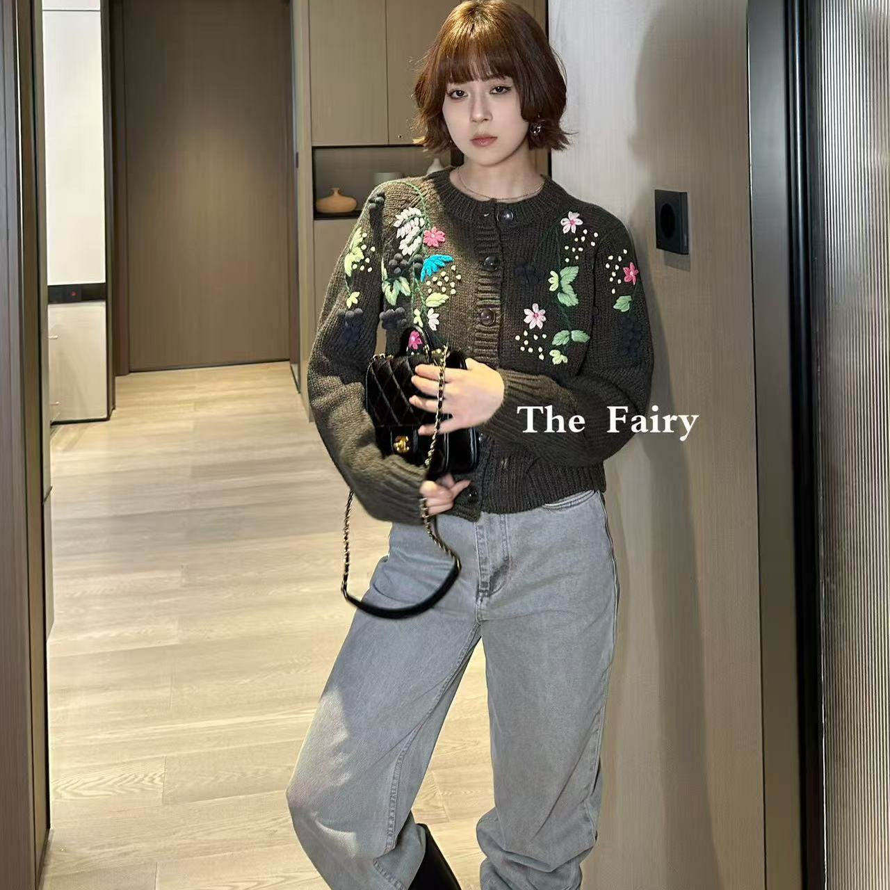 好漂亮绿色羊绒针织开衫外套女2025年秋冬新款立体花卉短上衣时尚,女装/女士精品,毛针织衫,淘宝优惠券,粉丝福利购,淘宝优惠卷