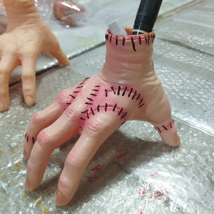 万圣节恐怖断手cos亚当斯一家 装扮星期三小东西断手断掌手套摆件