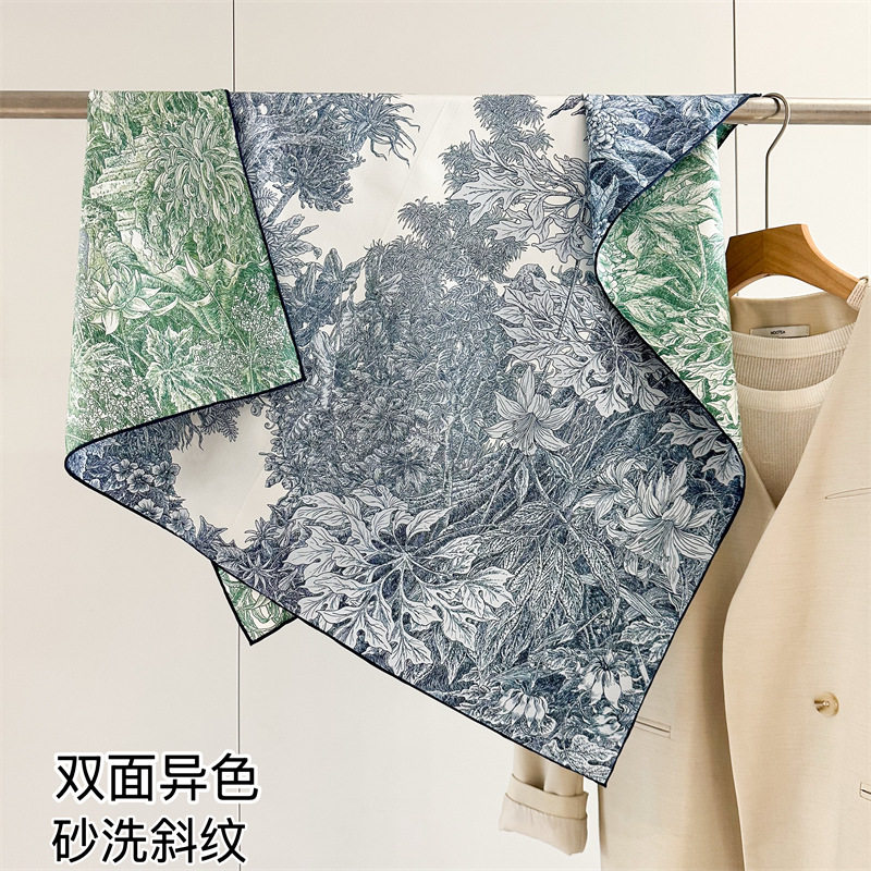 高级感双面印花真丝斜纹绸大方巾春夏新款轻奢桑蚕丝围巾女披肩