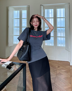 设计感上衣 时尚 韩国小众设计感字母印花收腰显瘦短袖 T恤女夏季