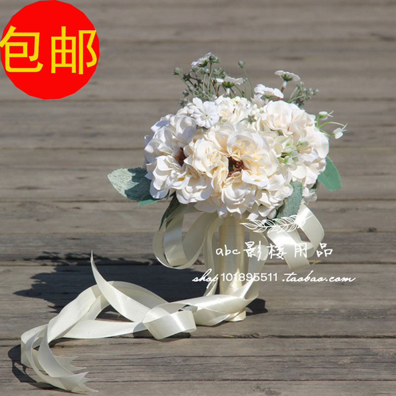 2020新款婚纱摄影道具手捧花白色旅拍摄影楼外景韩式新娘仿真假花