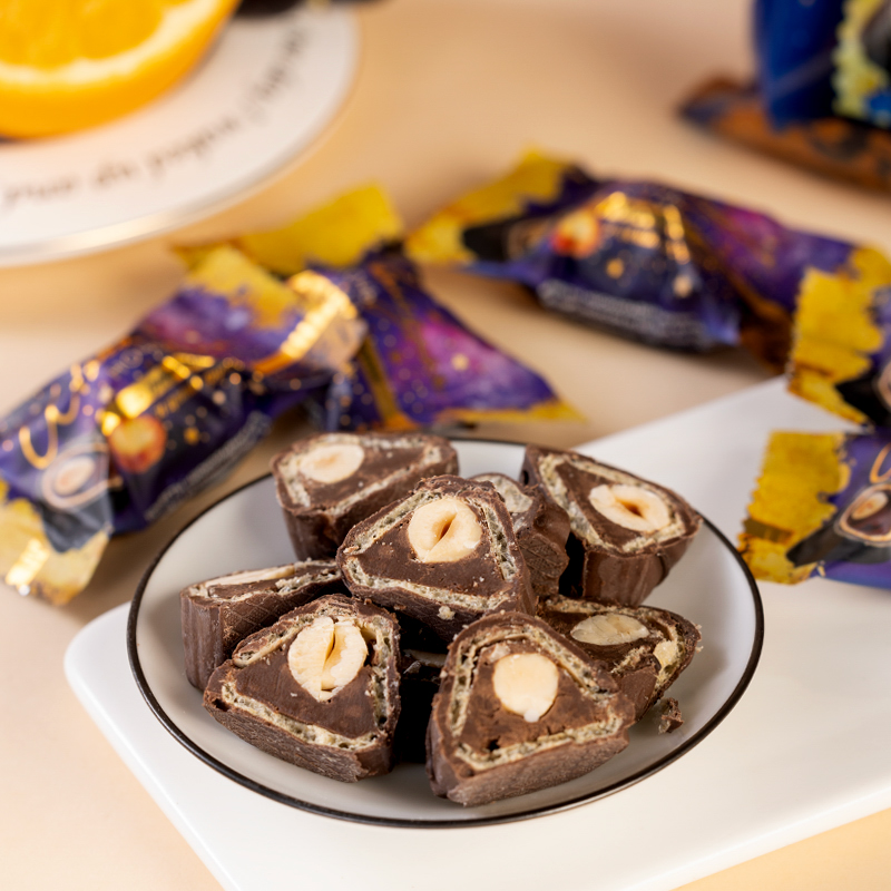 俄罗斯进口整颗榛仁松露巧克力