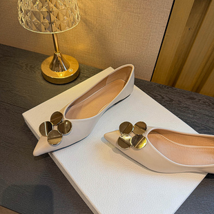 法式配裙子平底春款气质尖头单鞋女2026鞋款一脚蹬小香风大码女鞋