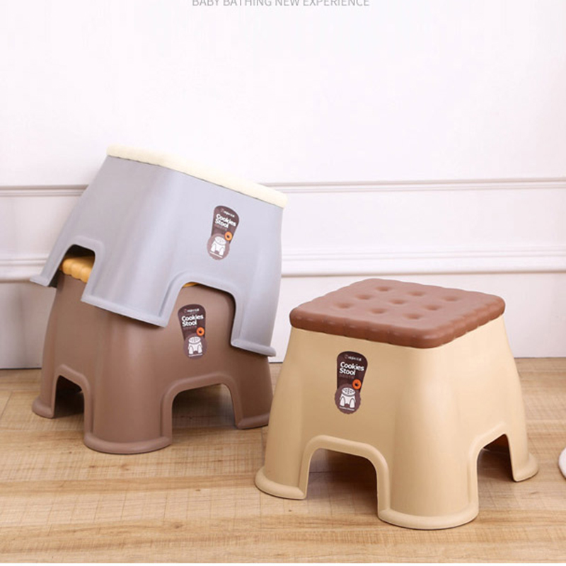 卡通塑料儿童洗澡防滑凳子