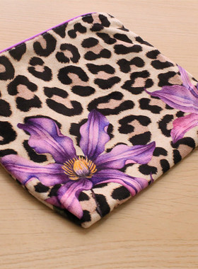 雅s兰dai豹纹绒布化妆包杂物包零钱包手拿包收纳包笔袋