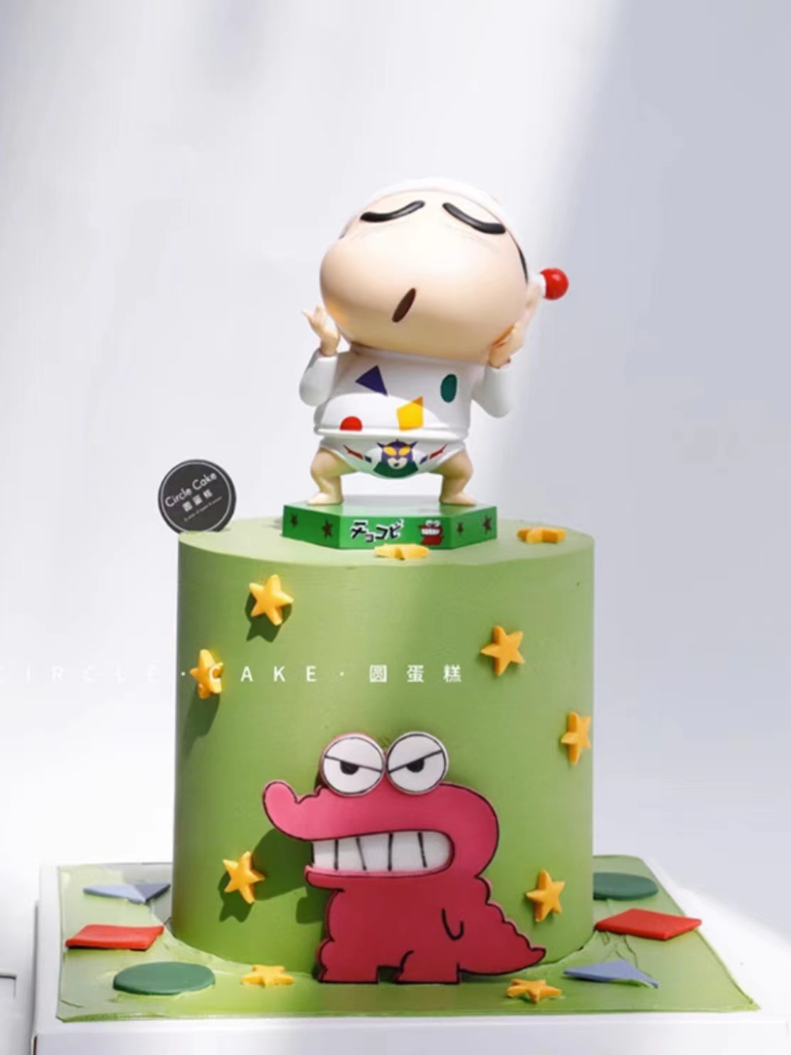 网红蜡笔小新生日蛋糕装饰摆件公仔卡通可爱带帽小新烘焙装扮配件