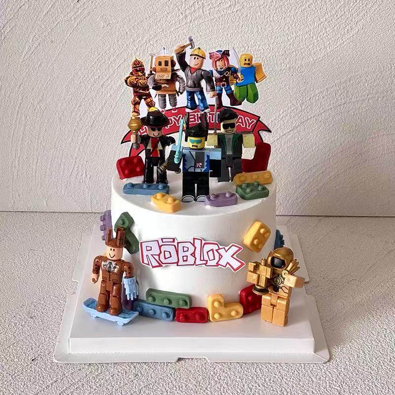 Roblox虚拟世界蛋糕装饰积木玩偶公仔烘焙摆件男孩生日甜品台配件