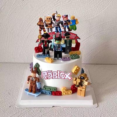 Roblox虚拟世界蛋糕装饰积木玩偶公仔烘焙摆件男孩生日甜品台配件