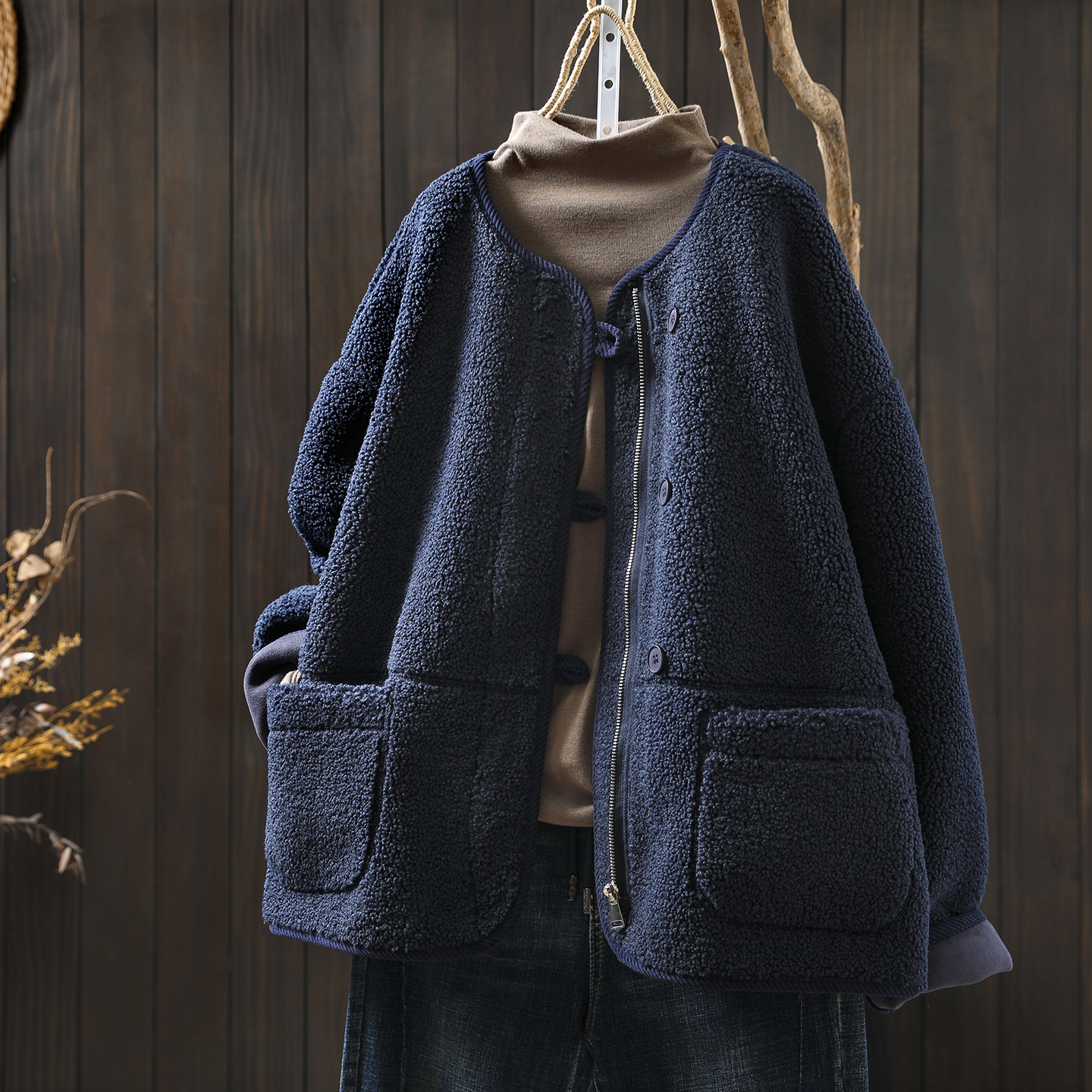 摇粒绒外套2025新款今年流行爆款女秋冬皮毛一体休闲小众绝美上衣