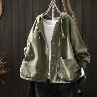 春装女款2026年新款棉质连帽双口袋漂亮时髦宽松遮肉好看百搭外套
