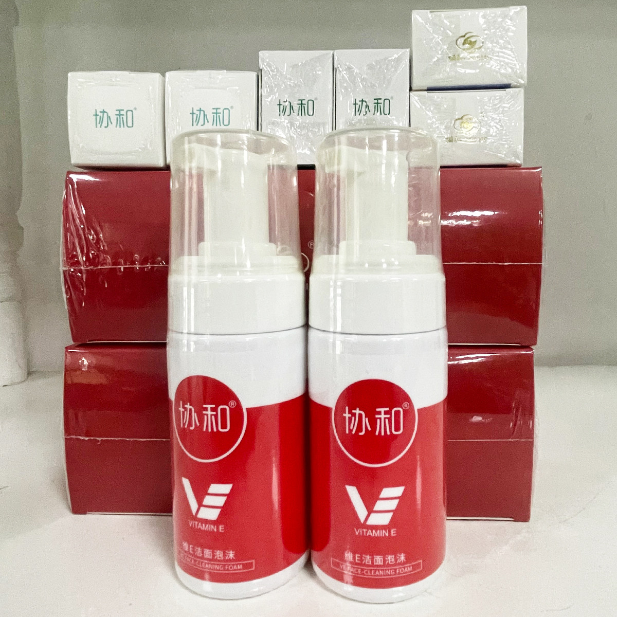 正品~南京协和维E洁面泡沫100ml 温和控油保湿修护皮研护肤