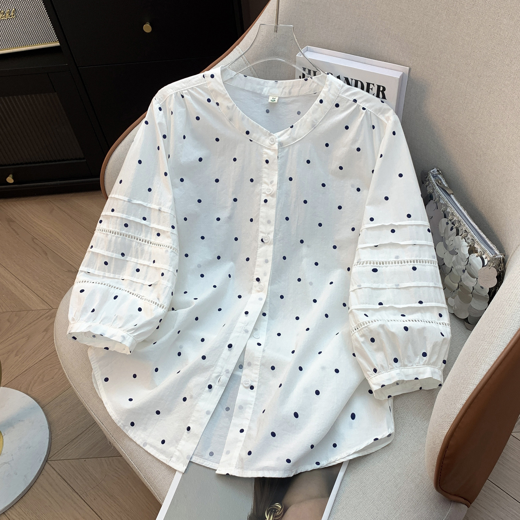 纯棉夏季新款白色波点镂空七分袖衬衫女宽松显瘦圆领百搭上衣衬衣