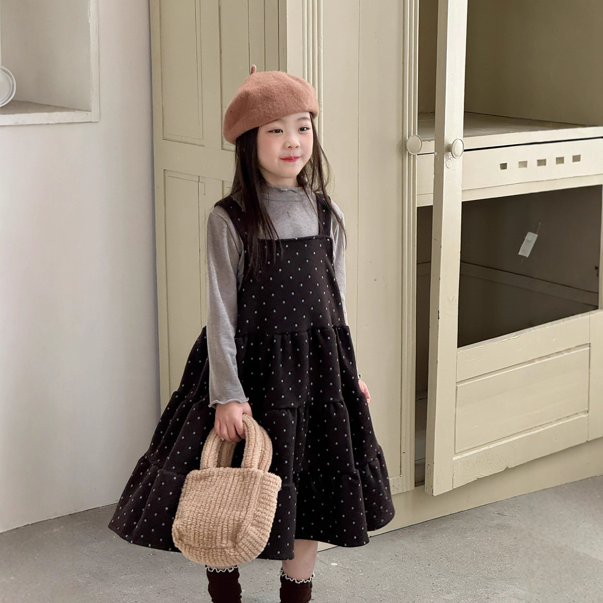 女童秋冬季洋气连衣裙韩版儿童波点背带裙宝宝森系大裙摆背心裙子