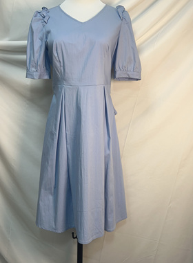 拉谷谷 专柜现货蓝色简约连衣裙女夏季2024新款V领通勤收腰显瘦