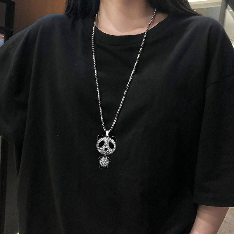 满钻可活动可爱小熊猫挂件小众嘻哈吊坠男女情侣配饰百搭短袖衣链