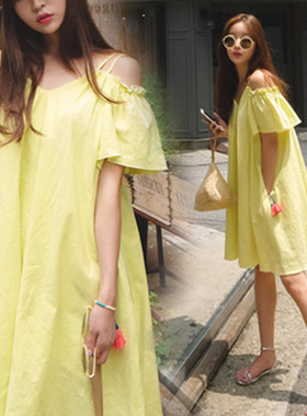 1720# 韩国宽松显瘦露肩连衣裙女甜美气质黄色打底娃娃裙潮女