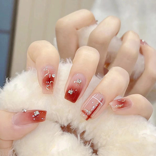 糖糖轻奢手工美甲贴片爱心晕染