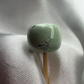 绿松石老型墩子13.2mm高10.8菜籽绿色水草纹原矿瓷釉级顶珠配饰