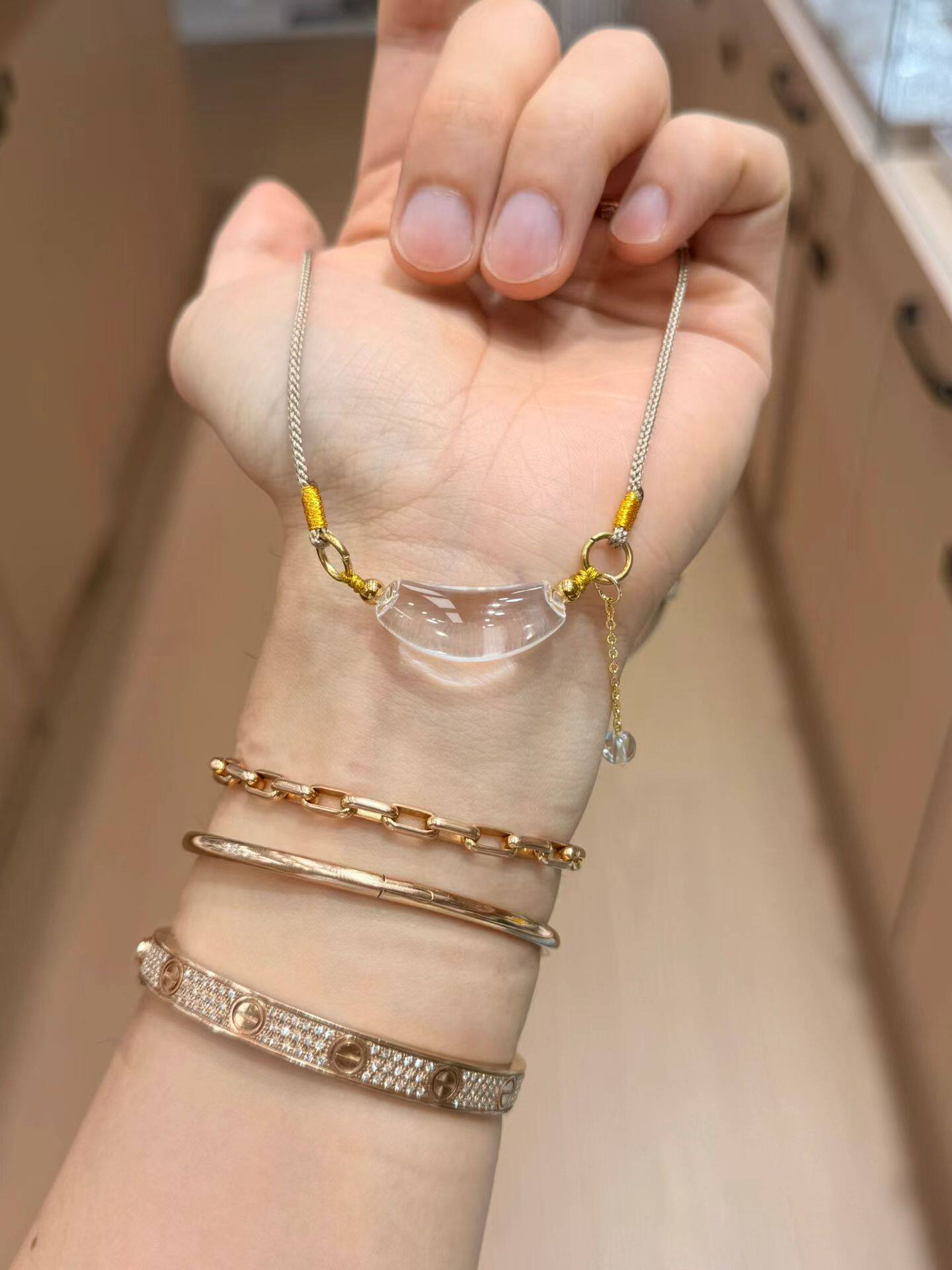 天然白水晶弯管锁骨链吊坠女款单圈手串送女友闺蜜生日礼物